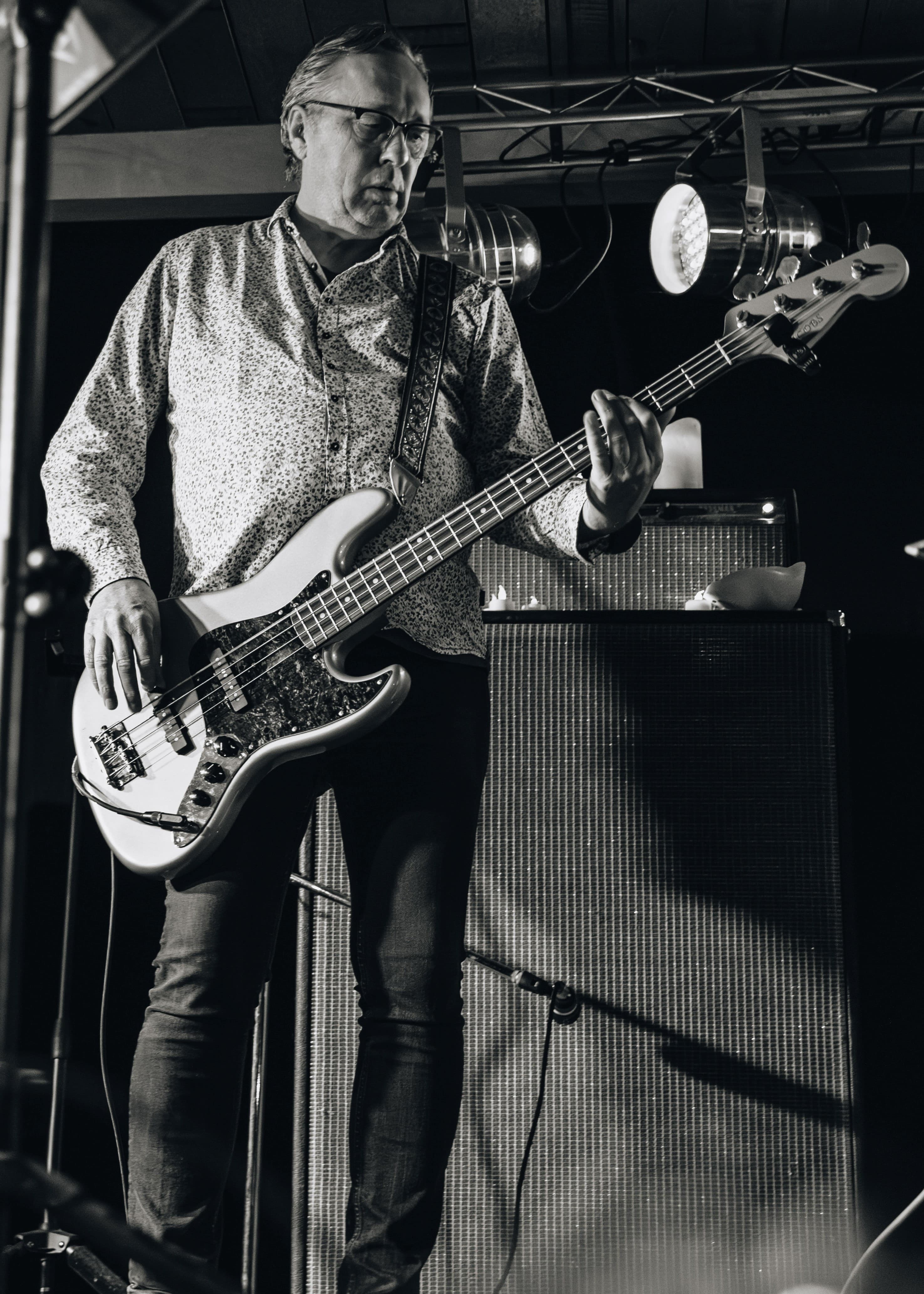 Joost De Spiegeleer, bassist van B-Floyd