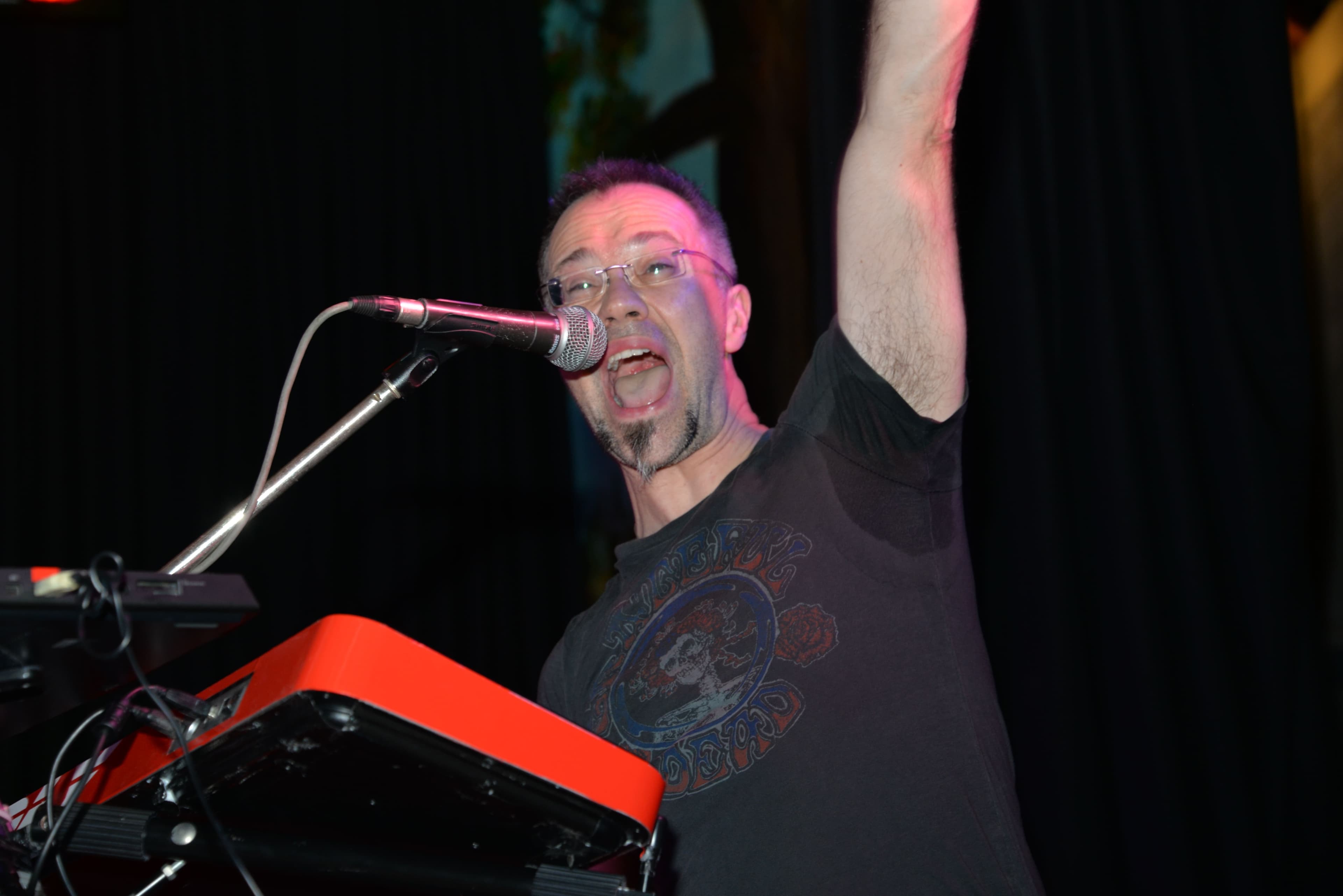Sven Godyn, keyboardspeler van B-Floyd